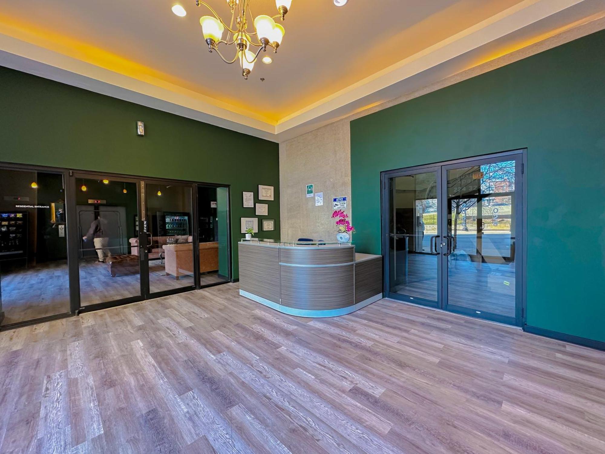 Modern 2Br Loft With Amazing City Skyline View And Optional Parking For 8 Guests Near Mccormick Place And Soldier Field Chicago Buitenkant foto