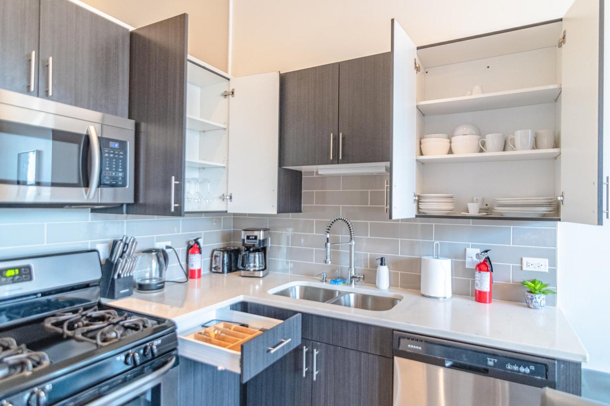 Modern 2Br Loft With Amazing City Skyline View And Optional Parking For 8 Guests Near Mccormick Place And Soldier Field Chicago Buitenkant foto
